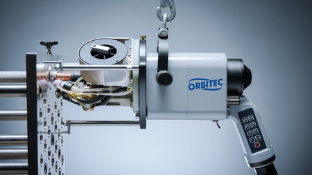 Robust, Water-Cooled Tube-to-Tube-Sheet Weld Head